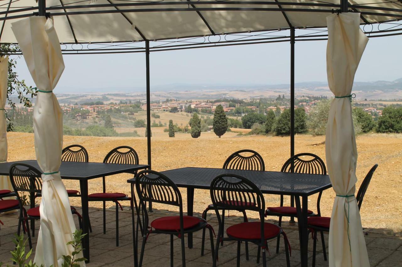 Agriturismo Cantagalli San Quirico dʼOrcia Exterior foto